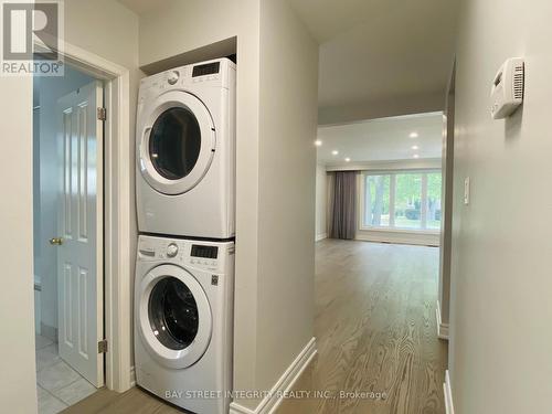 207 MAPLE AVENUE , Richmond Hill, Ontario L4C 2J4 4