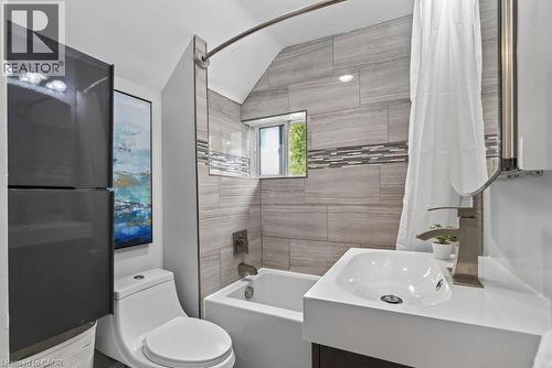 427 Jackson Street W, Hamilton, ON 