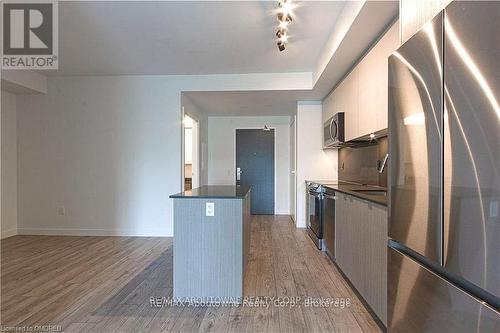 B0721 - 133 BRONTE ROAD , Oakville, Ontario L6L 3C1 5