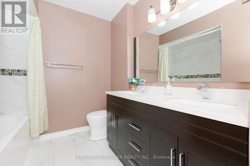 2419 Cashmere Avenue, Mississauga, ON 