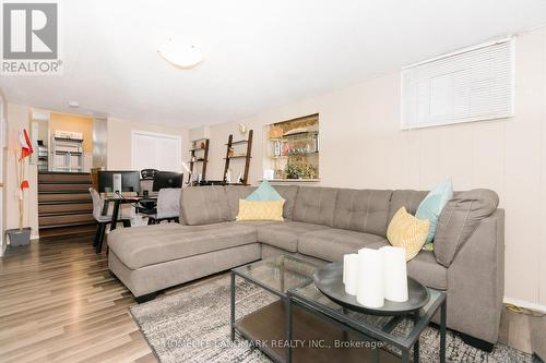 2419 Cashmere Avenue, Mississauga, ON 
