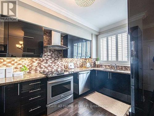2468 SCHOLARS COMMON , Burlington, Ontario L7P 2W2 3