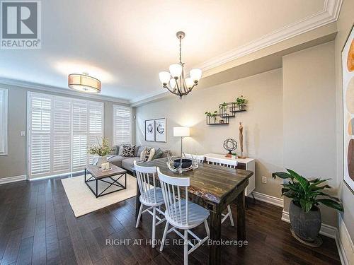 2468 SCHOLARS COMMON , Burlington, Ontario L7P 2W2 5