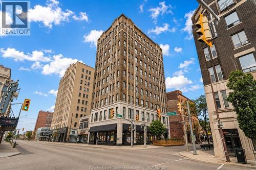 267 PELISSIER STREET Unit# 403 , Windsor, Ontario N9A 4K2