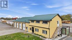425 BELLEVUE DRIVE  Quinte West (Sidney Ward), ON K8N 4Z5