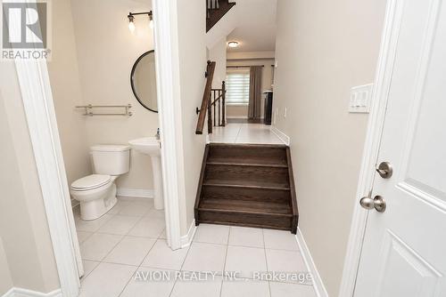 63 FORSYTH CRESCENT N , Barrie, Ontario L4N 6R1 2
