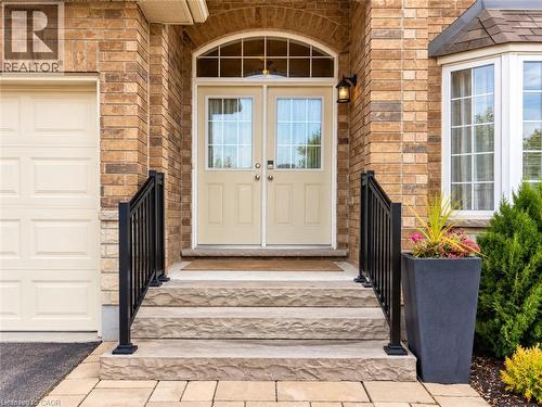 81 BELLAGIO Avenue , Hamilton, Ontario L0R 1P0 3