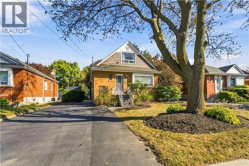 41 SHARON Avenue Unit# Basement Unit , Hamilton, Ontario L8T 1E2 3