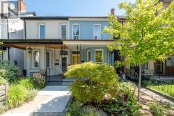 221 PALMERSTON AVENUE  Toronto, ON M6J 2J3