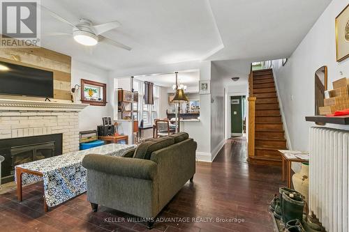 MAIN & 2ND - 585 WOODBINE AVENUE , Toronto, Ontario M4E 2H9 4