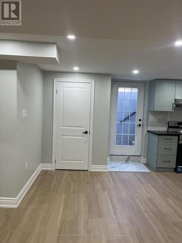 21 HARTFORD TRAIL , Brampton, Ontario L6W 4K2 4