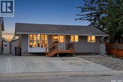 54 Trudelle CRESCENT  Regina, SK S4T 6T3