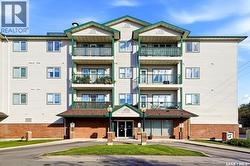 402 205 McIntyre STREET N  Regina, SK S4R 3B7