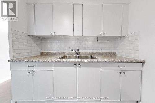 39 - 2 SUPERIOR AVENUE , Toronto, Ontario M8V 2M3 4