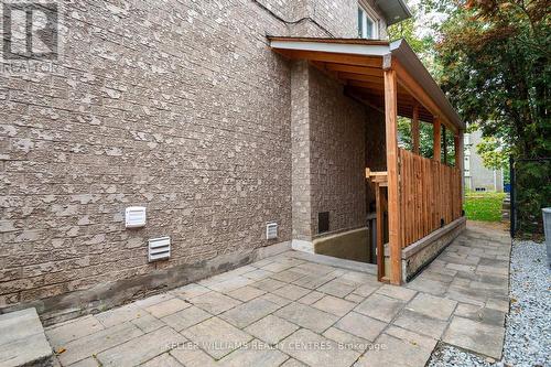 62 CORNER RIDGE ROAD , Aurora, Ontario L4G 6L3 5