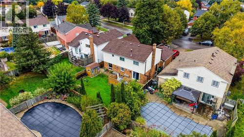 Mature landscaping - 104 Deerwood Crescent, Kitchener, ON 
