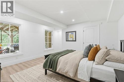 2376 8 Sideroad, Burlington, ON 