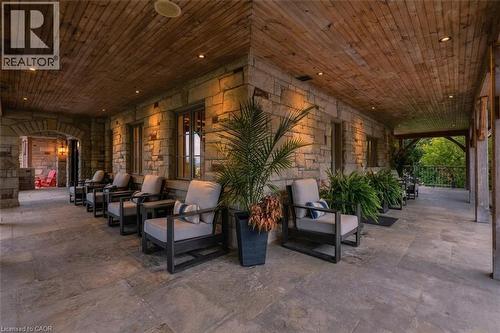 2376 8 Sideroad, Burlington, ON 