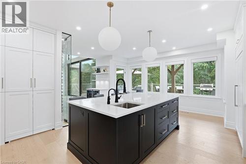 2376 8 Sideroad, Burlington, ON 