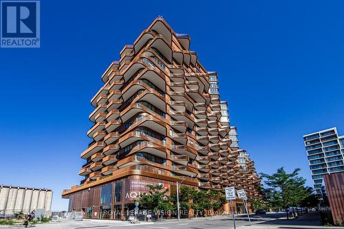 512 - 155 MERCHANTS' WHARF , Toronto, Ontario M5A 0Y4 2