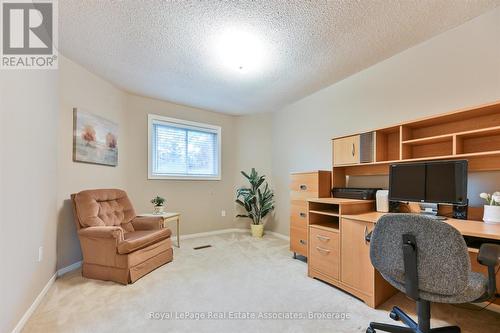 7164 Danton Promenade, Mississauga, ON 