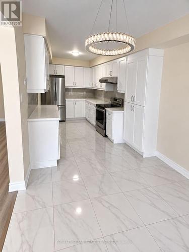 742 Winterton Way, Mississauga, ON 