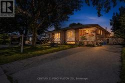 719 BALATON AVENUE  Pickering, ON L1W 1W3