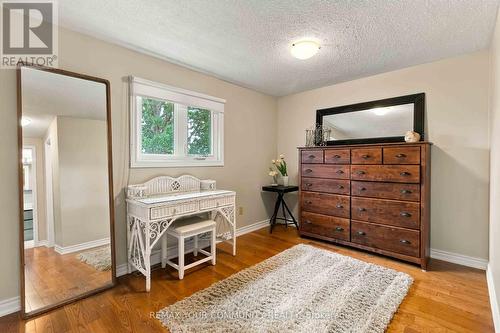 2332 Folkway Drive, Mississauga, ON 
