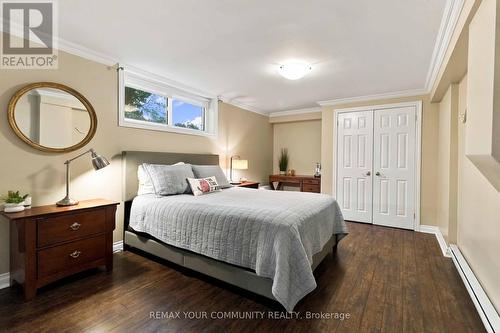2332 Folkway Drive, Mississauga, ON 