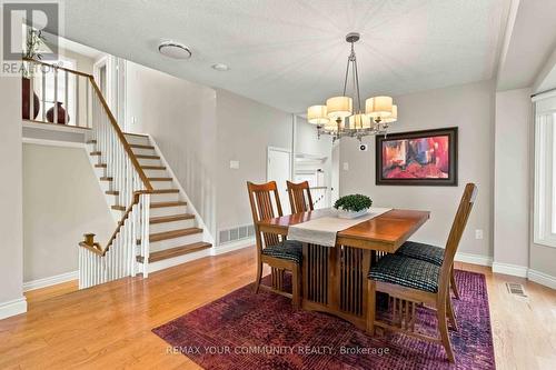 2332 Folkway Drive, Mississauga, ON 