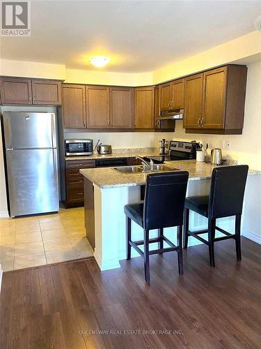 649 LAKING TERRACE , Milton, Ontario L9T 9J2 5
