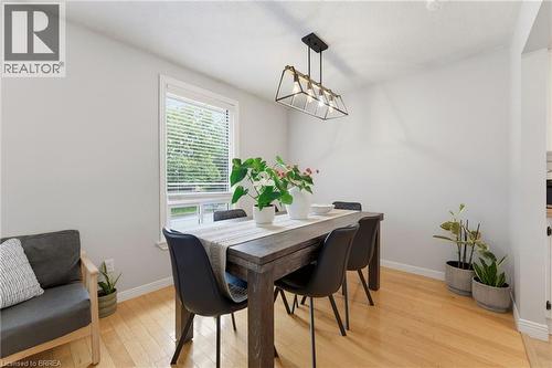 35 Scott Road, Cambridge, ON 