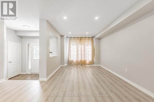 6 DOLLERY GATE , Ajax, Ontario L1T 0G7 2