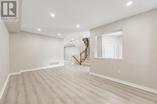 6 DOLLERY GATE , Ajax, Ontario L1T 0G7 5