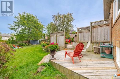 Tranquil backyard retreat - 5923 Tweed Court, Mississauga, ON 