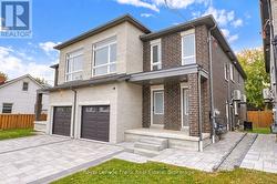 323 ANDERSON AVENUE  Oshawa (Mclaughlin), ON L1J 2N8