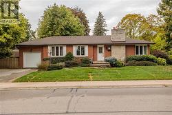 724 GEORGE Street  Burlington, ON L7R 2W2