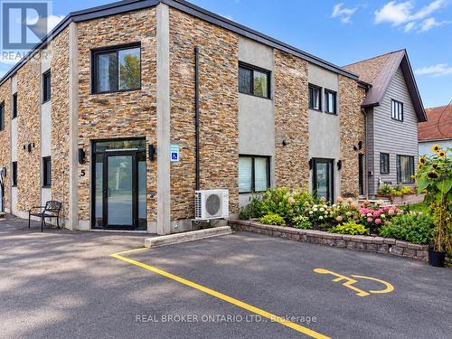 2 - 6610 FOURTH LINE ROAD , Ottawa, Ontario K0A 2T0 2