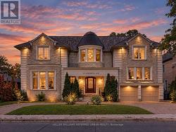 212 EMPRESS AVENUE  Toronto, ON M2N 3T9