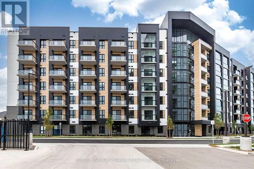 421 - 3008 WILLIAM CUTMORE BOULEVARD , Oakville, Ontario L6H 8A4 3