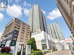 2703 - 8 HILLCREST AVENUE Toronto, ON M2N 6Y6