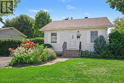 1290 ST. JEAN STREET  Ottawa, ON K1C 1N6
