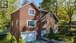 904 5th Street  Nelson, BC V1L 2X8