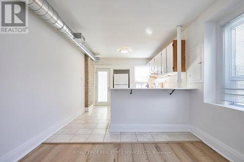 2ND FLOOR - 927 KINGSTON ROAD , Toronto, Ontario M4E 1S6 4
