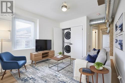 2ND FLOOR - 927 KINGSTON ROAD , Toronto, Ontario M4E 1S6 5