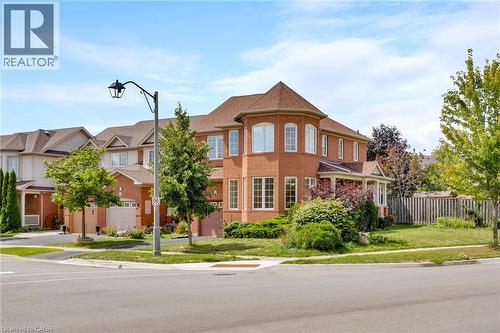 2204 GRAND OAK Trail , Oakville, Ontario L6M 4S6