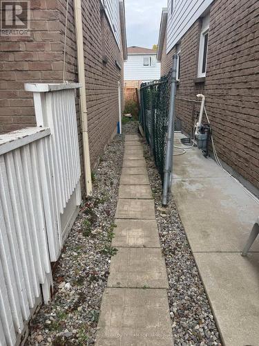 BSMT - 147 MORTON WAY , Brampton, Ontario L6Y 2P7 2