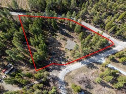 3525 Mathews Road  Kelowna, BC V1W 4C6