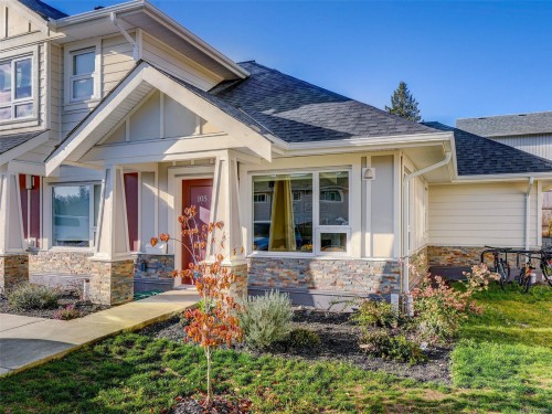 #105-3248 Sherman Rd  Duncan, BC V9L 4B4