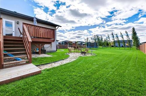 40 Amberfield Dr, Mitchell, MB 